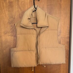Cropped Puffer Vest